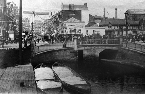 cardiff_custom_house_bridge