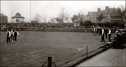 Old postcard of Grange Gardens bowling green