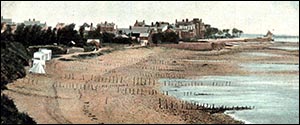 Old photo of Colwyn Bay beach before promenade