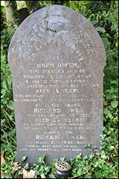 conwy_grave_richard_owen