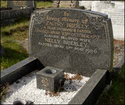 Grave of Zachry Brierley