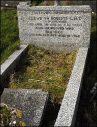 Grave of Llewelyn Roberts