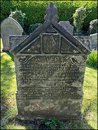 Photo of grave of Lucy Dowell