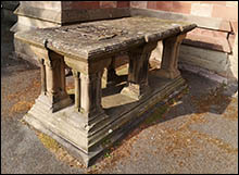 Photo of grave of Thomas Vowler Short