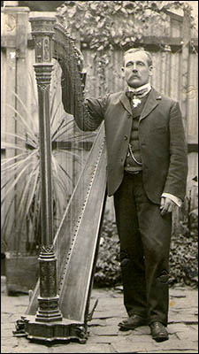 Photo of Walter Barker with his harp