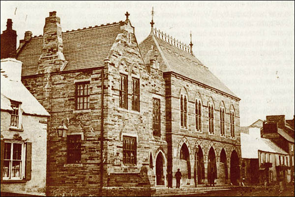 Photo of Cardigan Guildhall in the 1860s