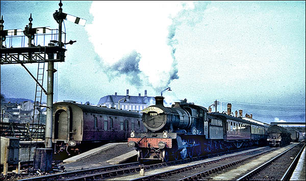 Photo of Carmarthen station in early 1960s