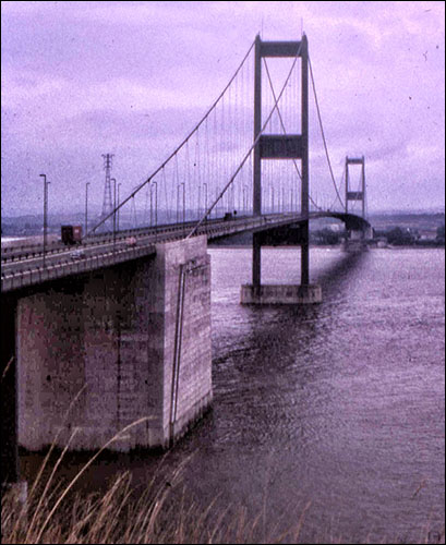 Photo of the new Severn Bridge in 1968