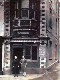 Photo of Queen Coffee House, Crickhowell