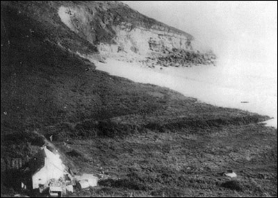 Old photo showing cottage at Morfa Bychan