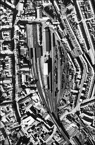 Aerial photo of Merthyr Tydfil station in 1947