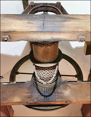 Photo of hoist mechanism in Monmouth malthouse