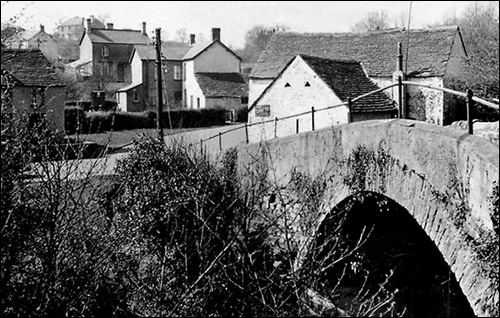Old photo of Gelligroes Mill