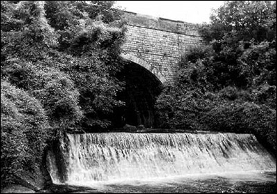 pontypool_canal_aqueduct