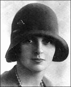 Portrait of Alison Rieben