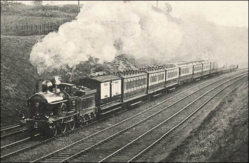 Photo of the Irish Mail train c1900