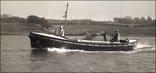 barmouth_lifeboat_chieftain_1949
