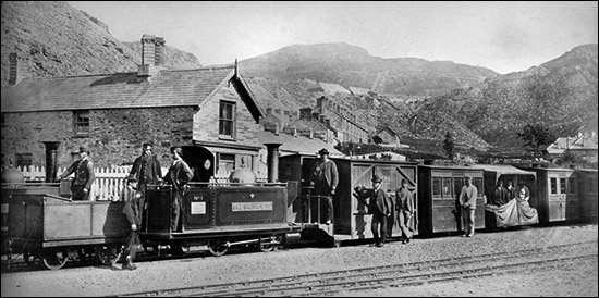Old photo of Diffwys railway station
