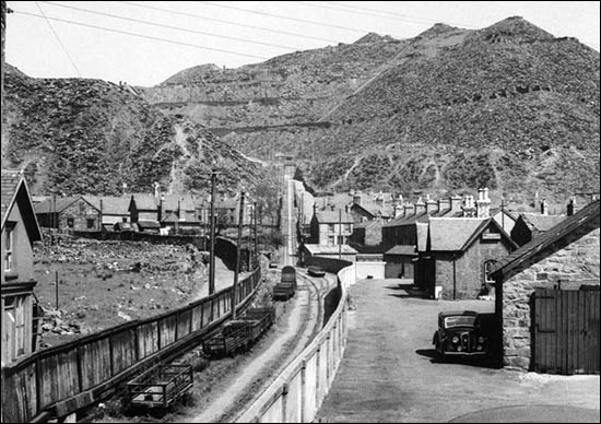 Old photo of Aberystwyth railway station