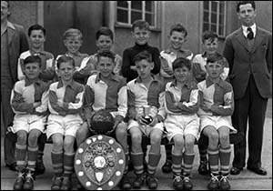 Photo of Broad Street School soccer team