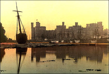 caernarfon_slate_quay_and_castle