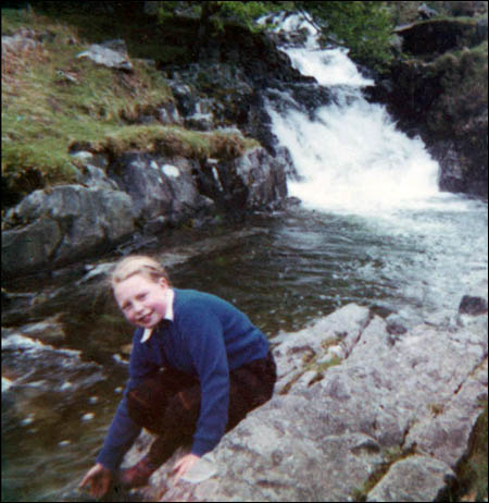 Photo of Val Feld as a child