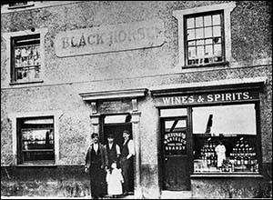 Old photo of Black Horse Inn, Conwy