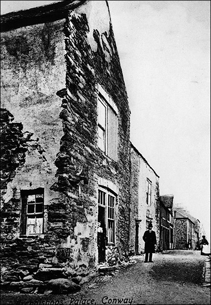 Old photo of Parlwr Mawr, Conwy
