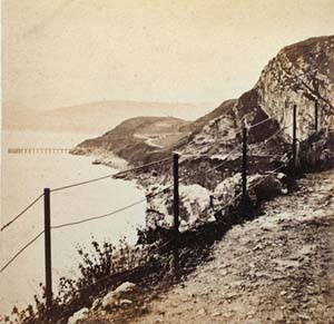 photo_of_custs_path