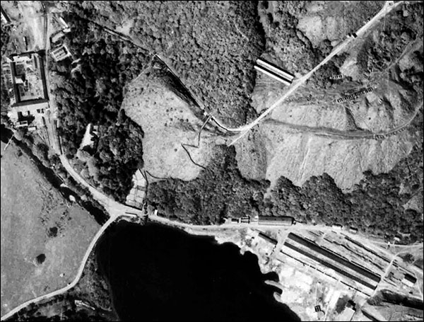 Aerial photo of former aircraft parts factory in 1946