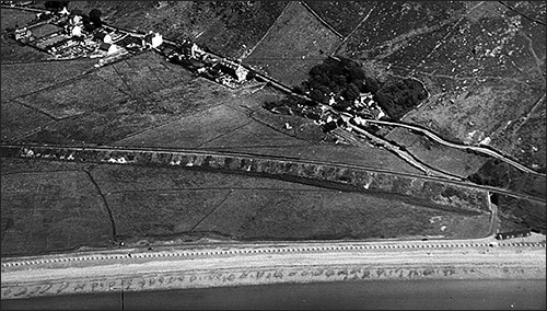 Aerial view of Fairbourne seafront in 1950