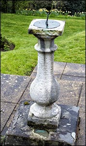 hawarden_helen_gladstone_sundial