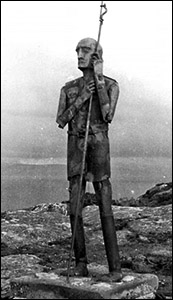 Photo of 1980s sculpture on headland near Llanbedrog