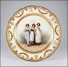 Photo of Three Graces plate at Oriel Plas Glyn-y-Weddw