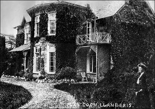 Old photo of Plas Coch