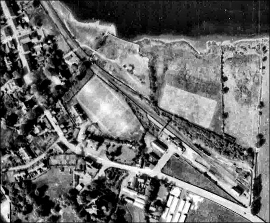 Aerial photo of Llanberis railway station in 1946