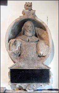 Photo of Thomas Davis memorial