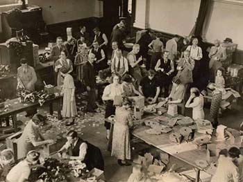 photo_of_gasmask_distribution_in_llandudno