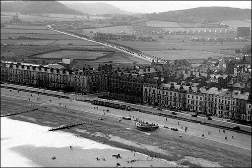 Aerial photo of Llandudno seafront and the Imperial Hotel in 1941