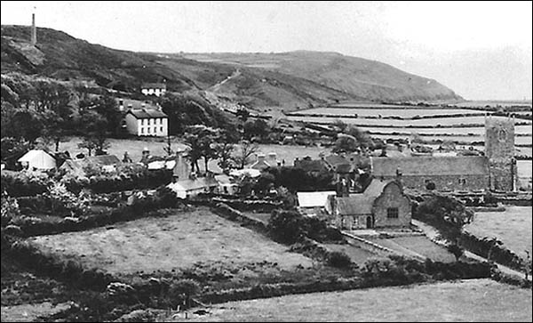 Old photo of Llanengan with house named Belle Vue on the left