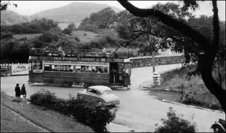 Old photo of tramway at top of Penrhyn Hill