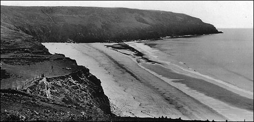 Photo of the view over Porth Ceiriad in the 1930s