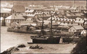 Photo of Pwllheli harbour in 1890