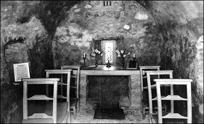 rhos_on_sea_st_trillos_interior