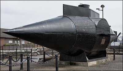 rhyl_resurgam_replica_in_birkenhead