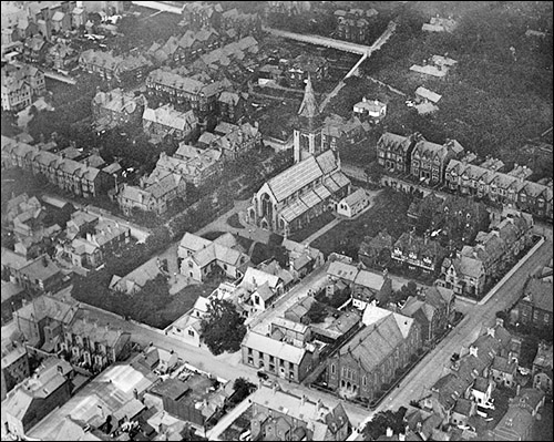 Aerial view of Rhyl with St Thomas Church in 1920