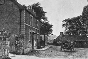 Old photo of Y Bedol Inn