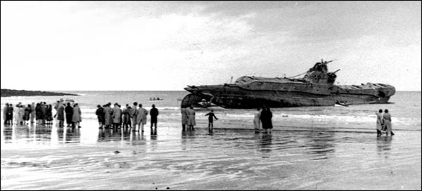 Photo of HMS Thetis beached at Traeth Bychan