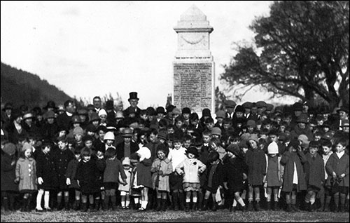 trefriw_armistice_commemoration_1925