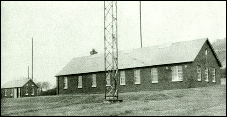 Old photo of Marconi wireless station, Tywyn